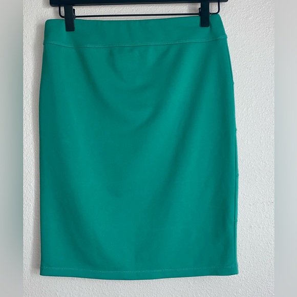 3/$15! In the Mix - Caribbean Aqua Pencil Bodycon Mini Skirt - Size Small - Picture 4 of 6